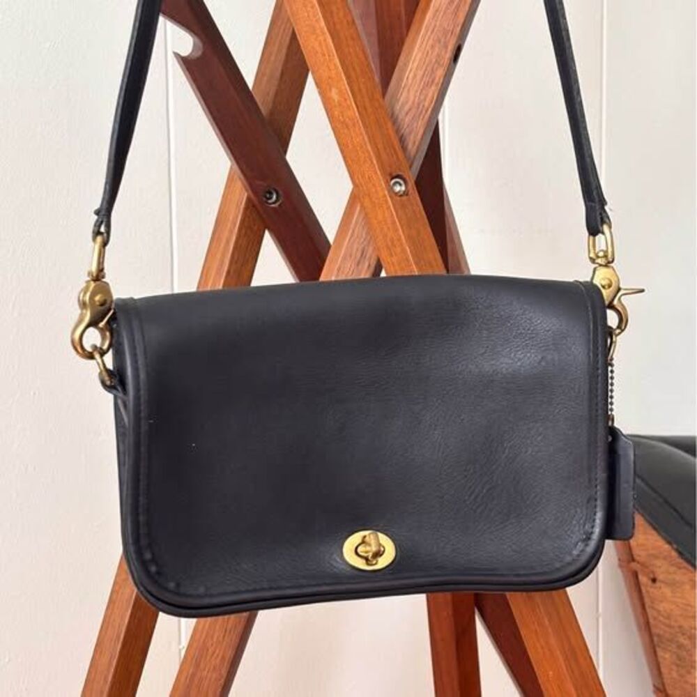 Vintage Coach Penny Pocket Purse